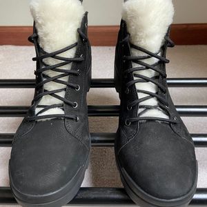 EILEEN FISHER Women Calm Leather Shearling Boots - NEW NWOB